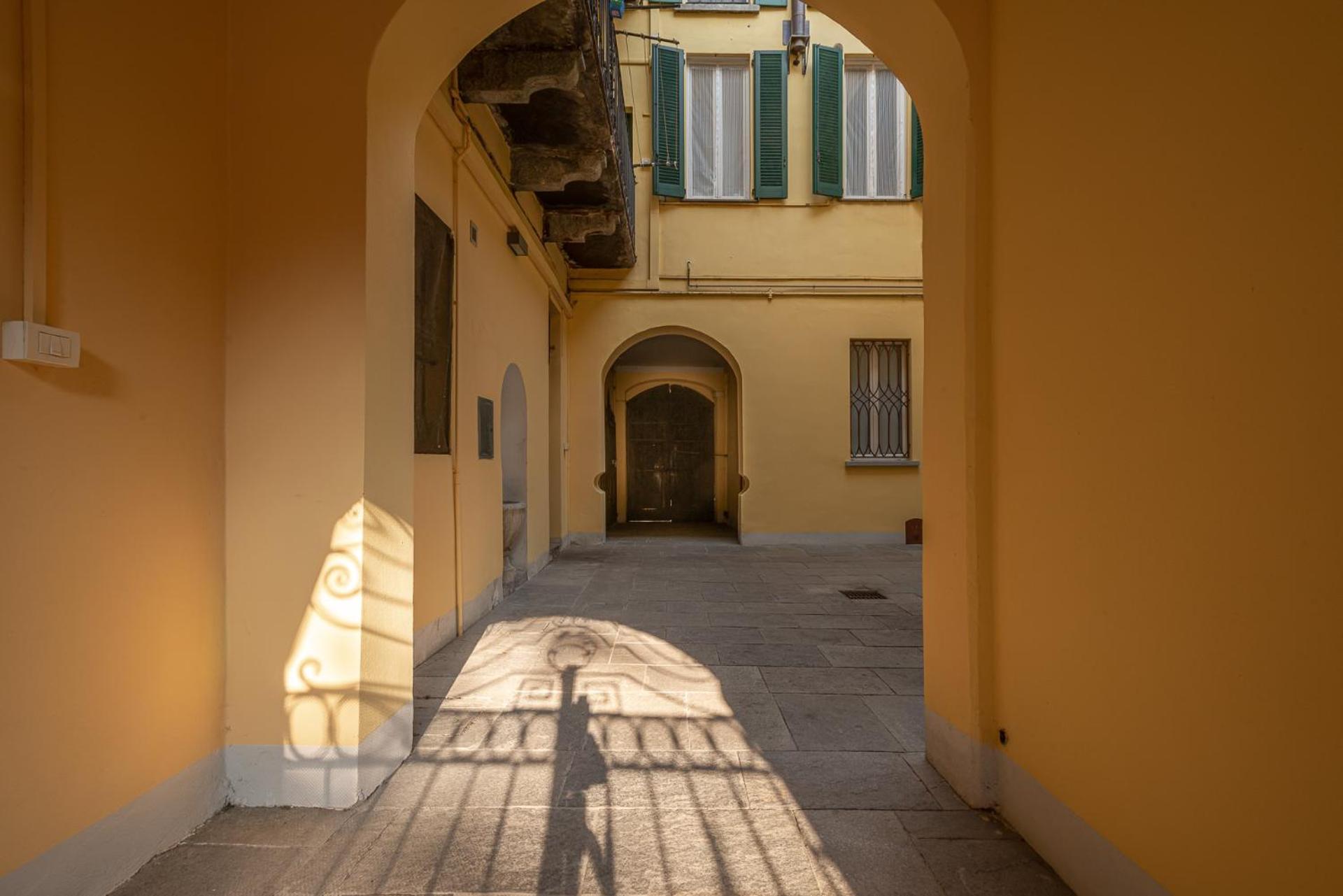 Appartamento Tivano In Centro Storico Como Bagian luar foto
